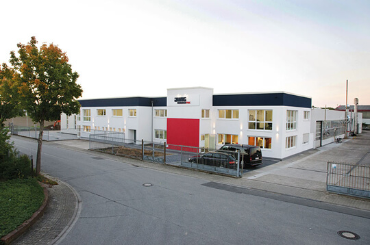 Verwaltungsgebäude der Jung Gummitechnik am Standort Einhausen